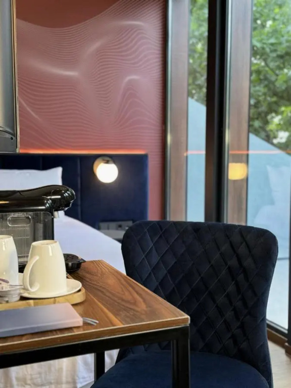 Тбилиси: Отель Tbilisi Edition - Design Hotel
