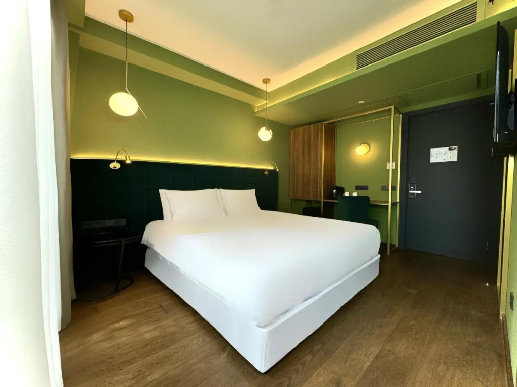 Тбилиси: Отель Tbilisi Edition - Design Hotel