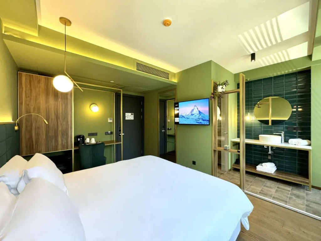 Тбилиси: Отель Tbilisi Edition - Design Hotel