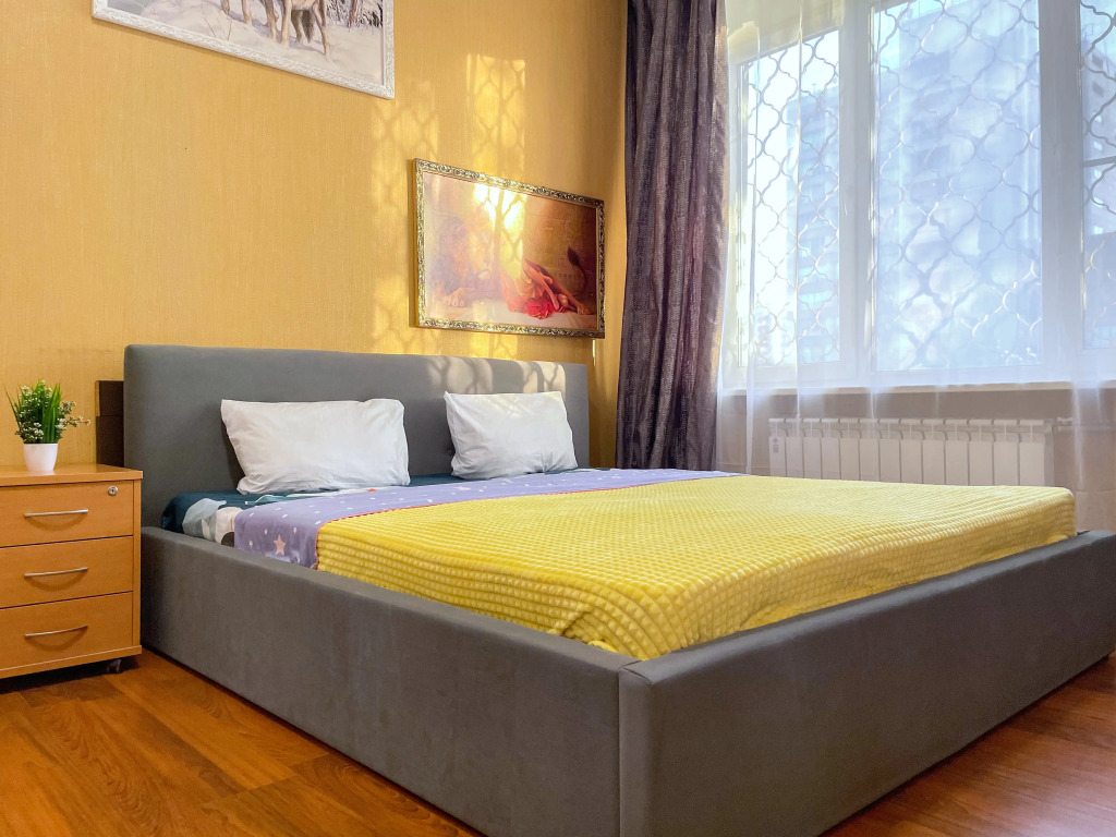 Апартаменты 1-комнатные 40 м² 1/4 этаж — фото 1