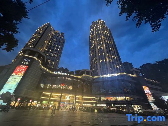 Чунцин: Chongqing River Love Apartment