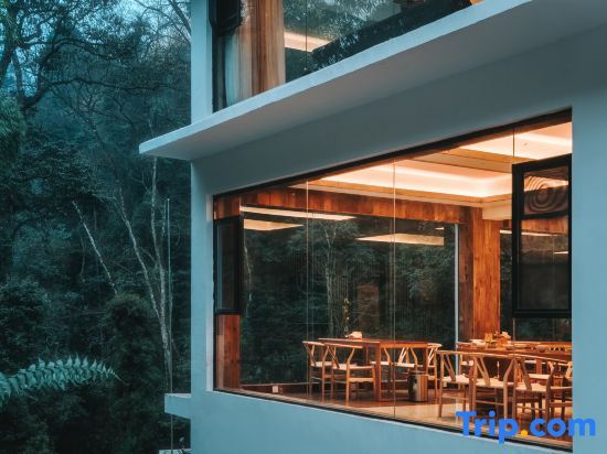 Лешан: Mount Emei Hetang Nanxi Hotel