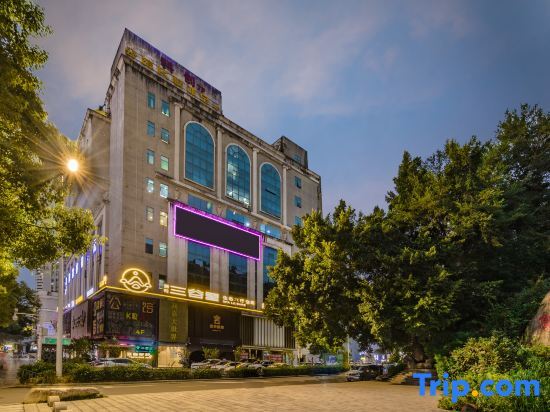 Фучжоу: Enze Hotel (Fuzhou Sanfang Qixiang Wuyi North Road Branch)