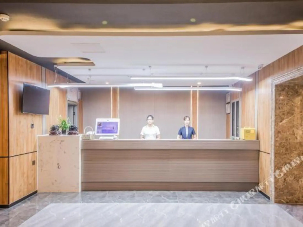 Циньхуандао: Home Inn Hotel (Qinhuangdao Beidaihe Tiger Stone Shop)