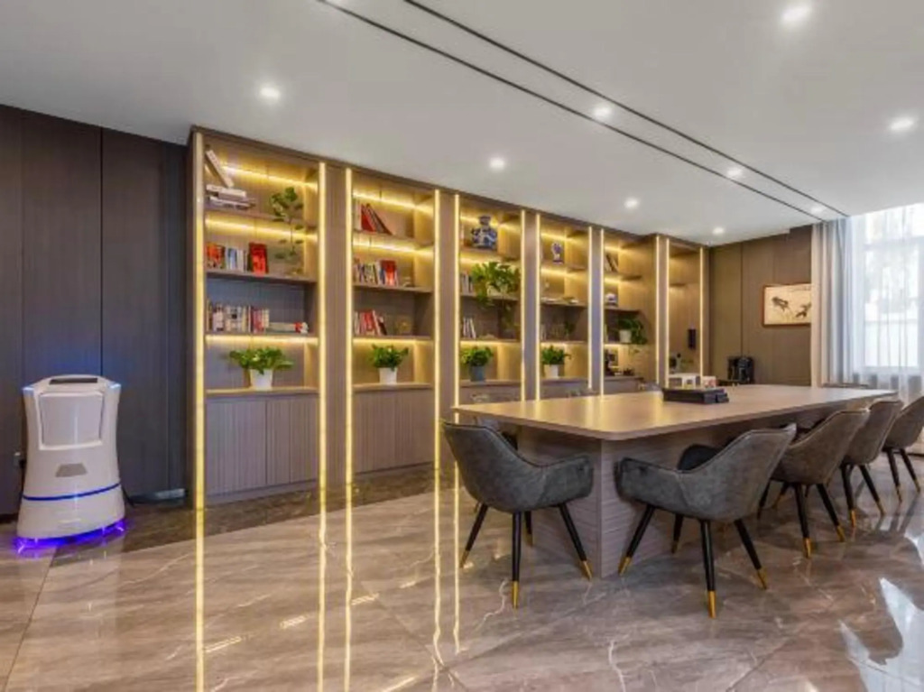 Циньхуандао: Home Inn Hotel (Qinhuangdao Beidaihe Tiger Stone Shop)