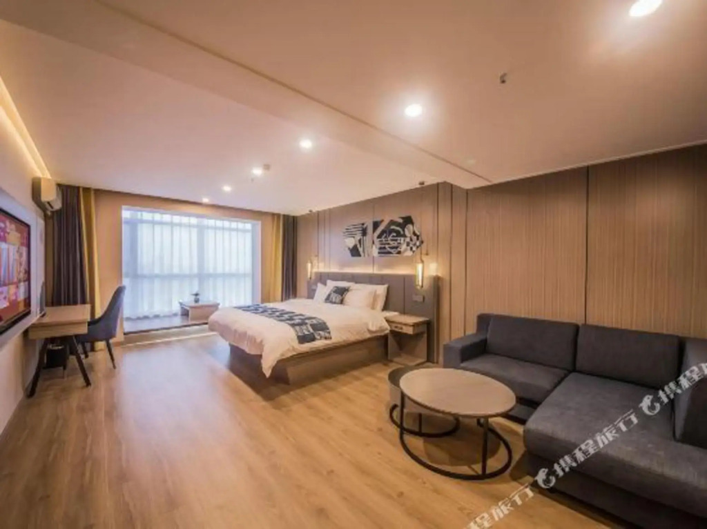 Циньхуандао: Home Inn Hotel (Qinhuangdao Beidaihe Tiger Stone Shop)