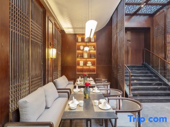 Чжэнчжоу: Qianna Hotel (Provincial People's Hospital Jincheng Times Square Branch)