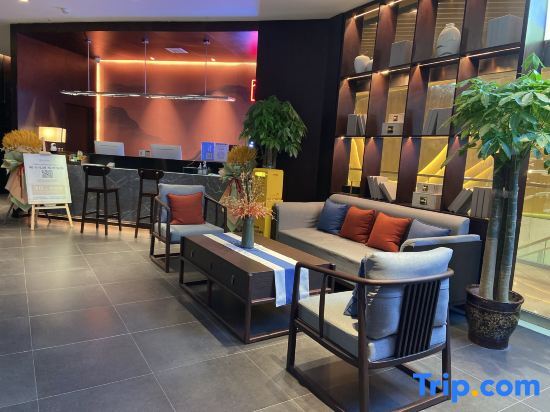 Чжэнчжоу: Qianna Hotel (Provincial People's Hospital Jincheng Times Square Branch)