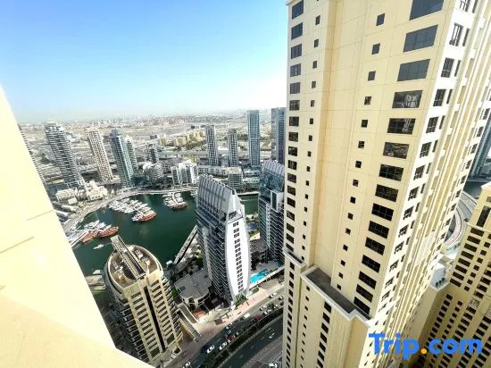 Дубай: Royal Beach Residences 2
