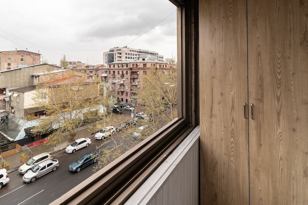 Stay Inn на ул. Саят-Нова, 33 — фото 1