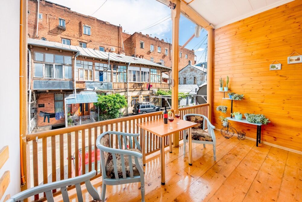 Тбилиси: Апартаменты H&B apartments Qolga