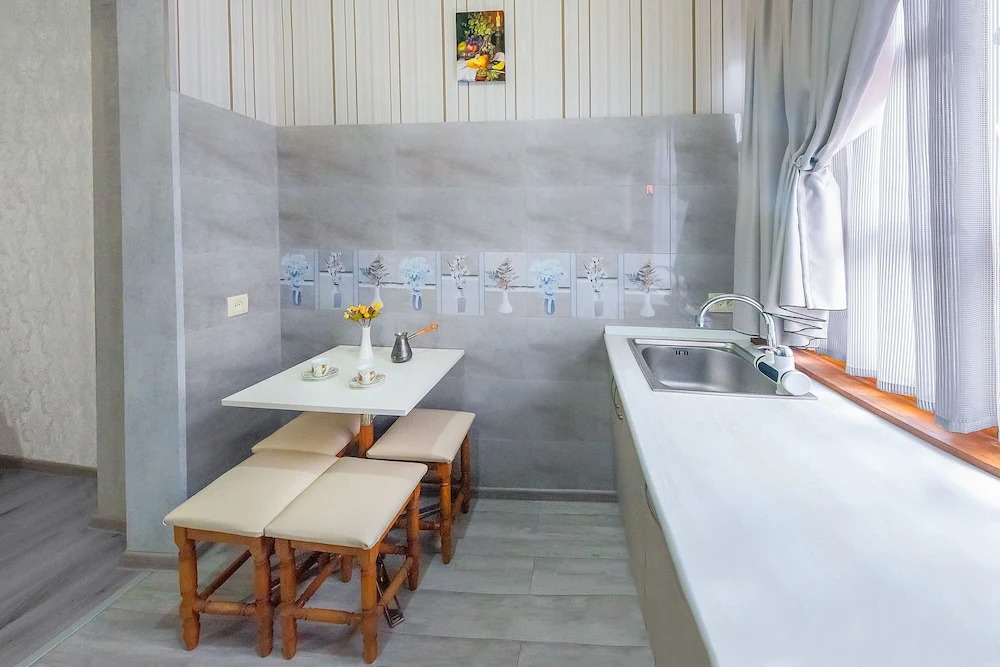 Тбилиси: Апартаменты H&B apartments Qolga