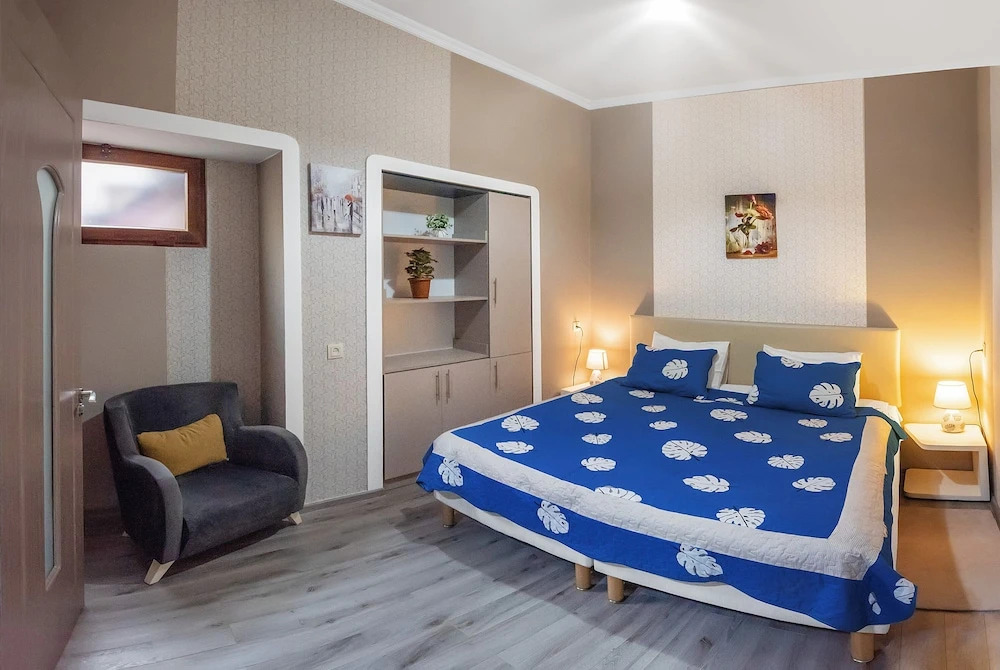 Тбилиси: Апартаменты H&B apartments Qolga