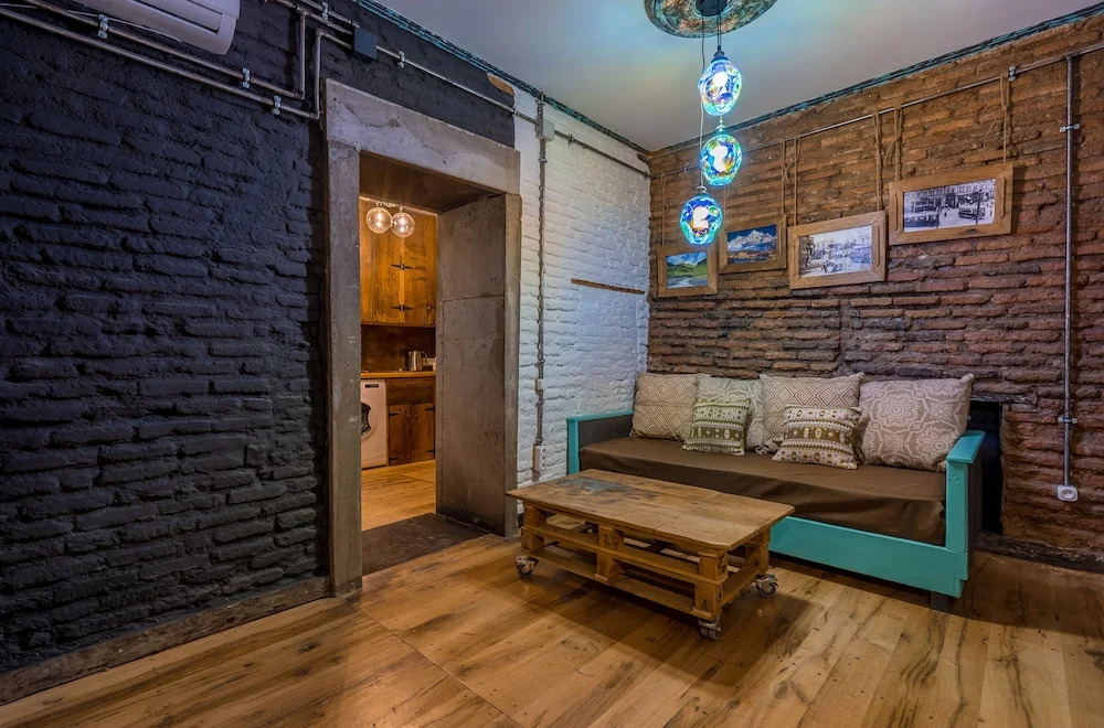 Тбилиси: Апартаменты H&B apartments Zurab Zhvania