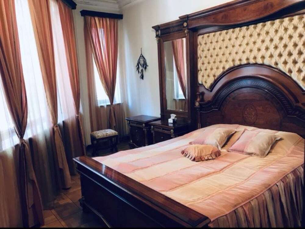 Ереван: Nice Villa & Pool City Center