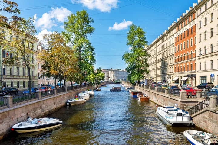 Санкт-Петербург: Апартаменты Roomstay Садовая комфорт плюс