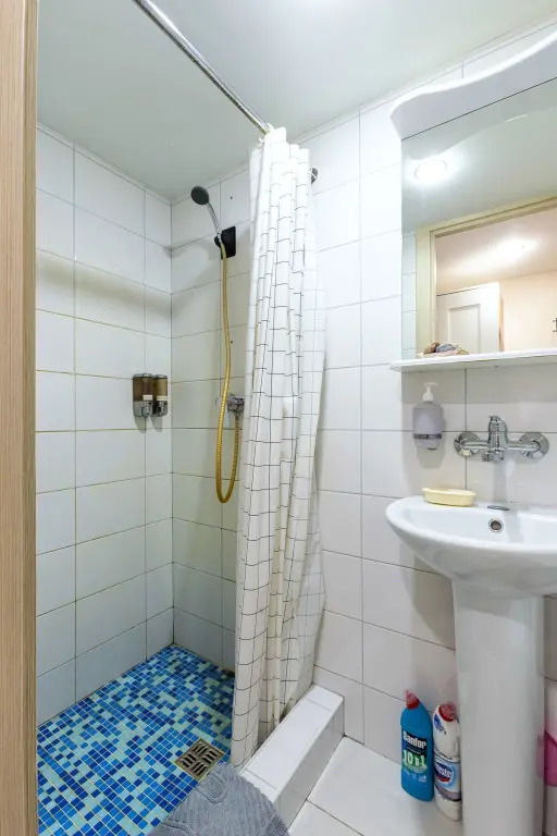 Санкт-Петербург: Апартаменты Roomstay Большой комфорт