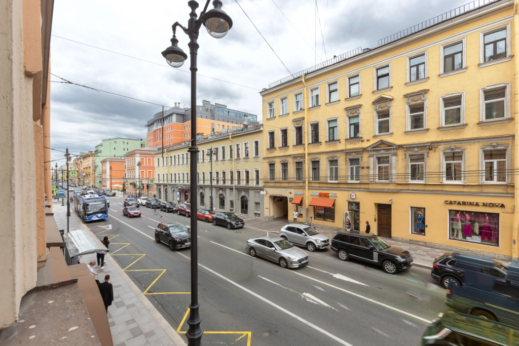Санкт-Петербург: Апартаменты Roomstay Большой комфорт