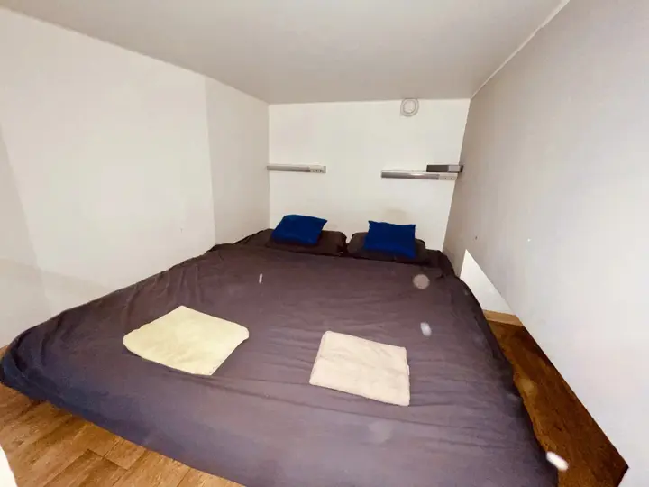 Санкт-Петербург: Апартаменты Roomstay Садовая стандарт с видом во двор