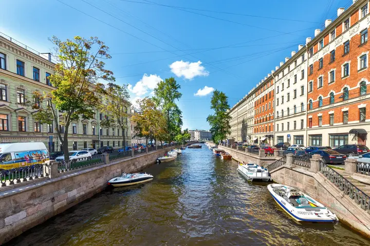 Санкт-Петербург: Апартаменты Roomstay Садовая комфорт