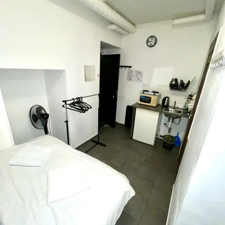 Санкт-Петербург: Апартаменты ROOMSTAY метро Василеостровская с видом во двор