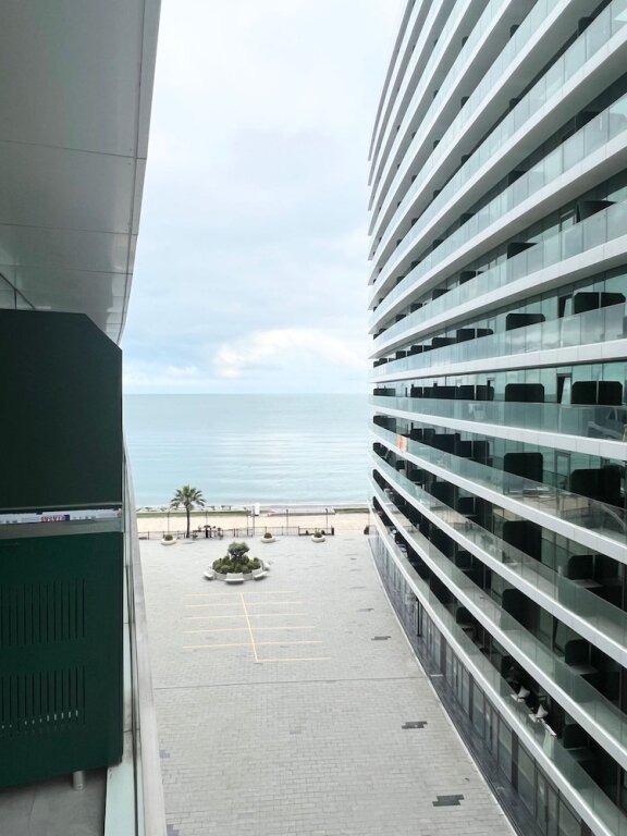 Батуми: GLOBALSTAY Batumi View Apartments Beach