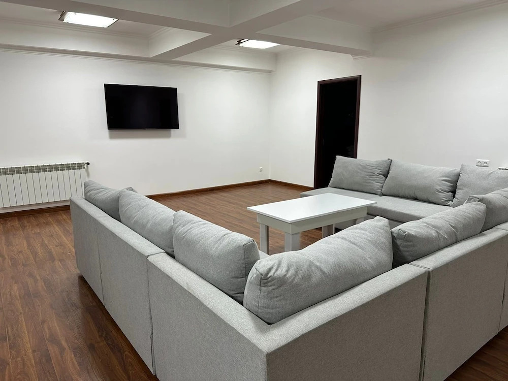 Ереван: Nice Villa & Pool