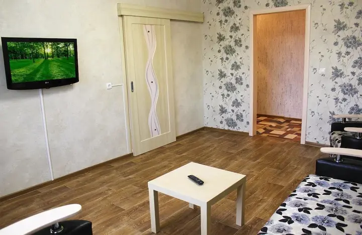 Бийск: Апартаменты «Добрые сутки», ул. Советская, 220