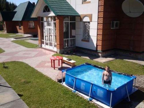 Чемал: Gostevoj dom