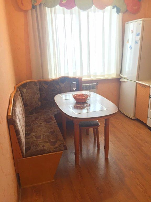 Бийск: Апартаменты Машиностроителей 25