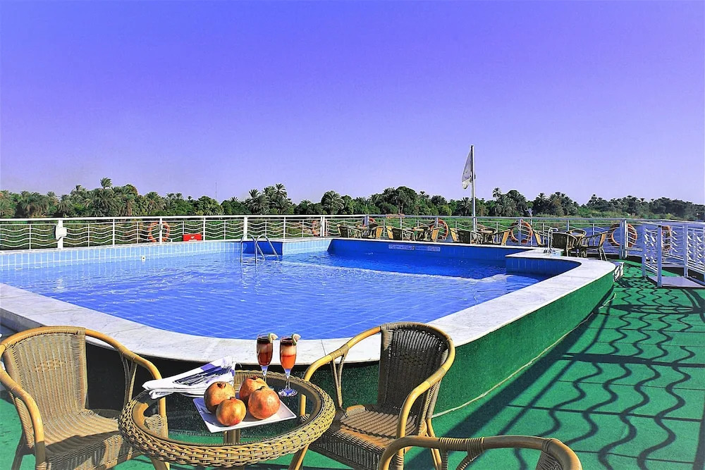 Луксор: Jaz Crown Jubilee Nile Cruise - Every Thursday from Luxor for 07 & 04 Nights - Every Monday From Aswan for 03 Nights