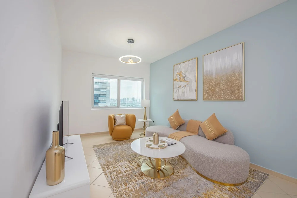 Дубай: Marco Polo - 1BR with Marina Views, Near Metro & Marina Mall