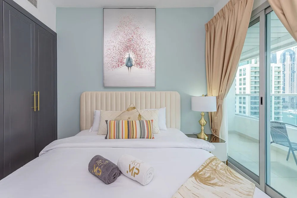 Дубай: Marco Polo - 1BR with Marina Views, Near Metro & Marina Mall