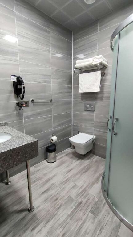Чешмели: Mills Hotel
