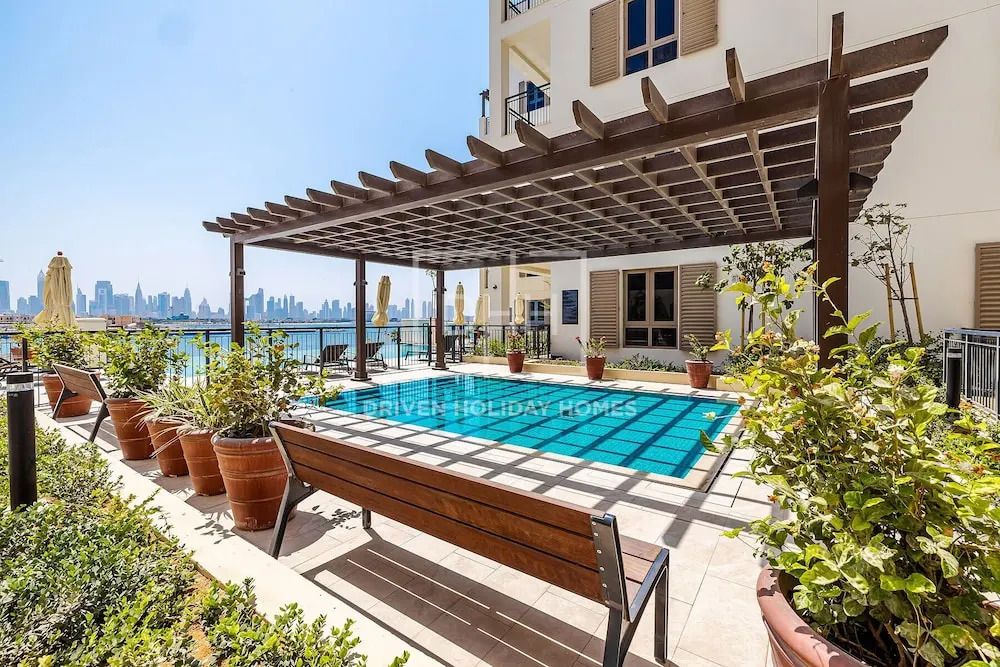 Дубай: Full Sea View 1Bed Le Pont B1 in La Mer