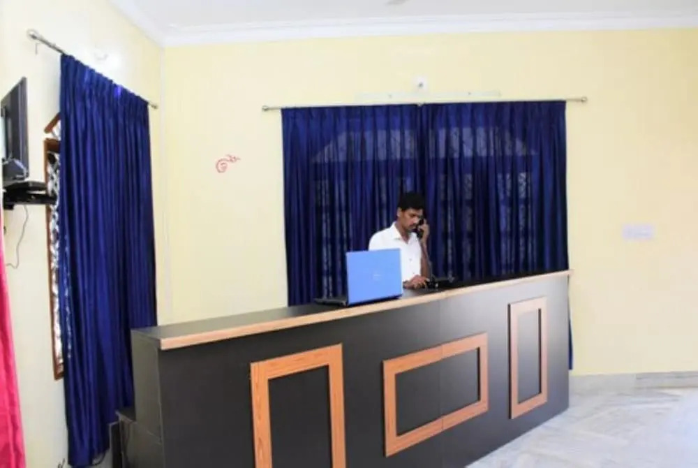 Бхубанешвар: Goroomgo Pink Villa Guest House Bhubaneswar