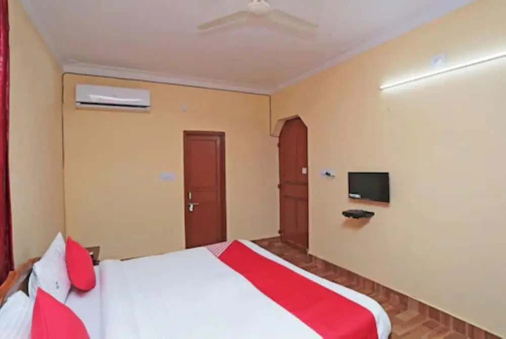 Бхубанешвар: Goroomgo Pink Villa Guest House Bhubaneswar