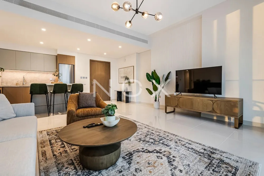 Дубай: Pristine 1BR Beach Isle Emaar Beachfront
