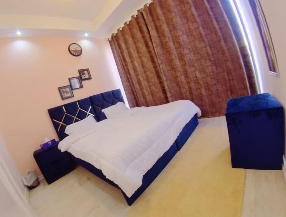 Дубай: Romantic Hideaway One Bedroom Villa