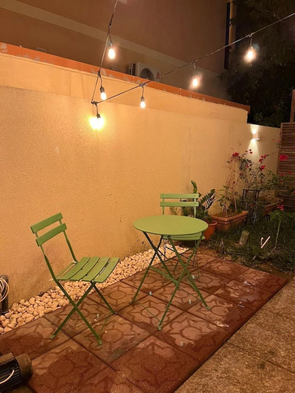 Дубай: Charming and Cozy Apartment in Dubai Available now