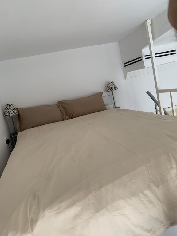 Дубай: Charming and Cozy Apartment in Dubai Available now