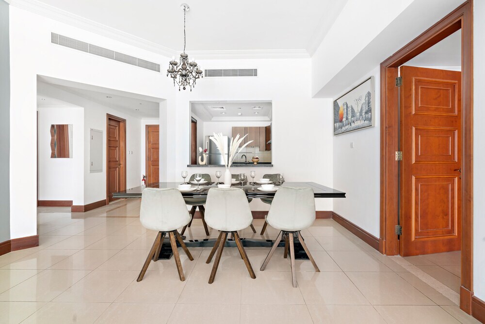 Дубай: StoneTree - Golden Mile 5 2BR - Beach Access