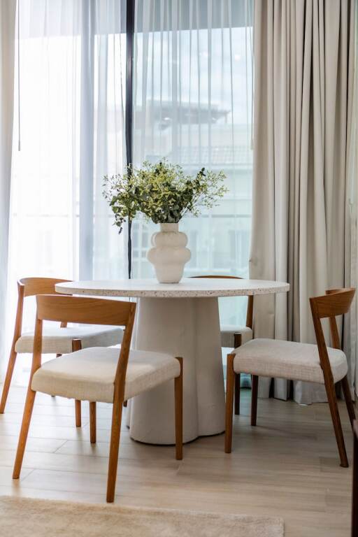 Дубай: Wonderful 1BR in Binghatti Crescent