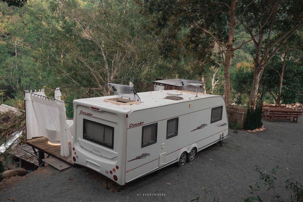 Мае-Он: Reverie Camp