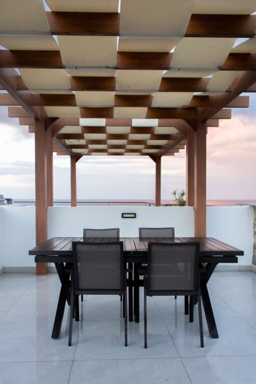 Калогреа: Modern and Luxurious Apartment in a Prime Resort