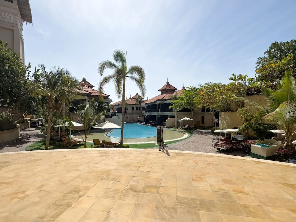 Дубай: Luxury StayCation - Exquisite 1BR with Stunning Views on Palm Jumeirah