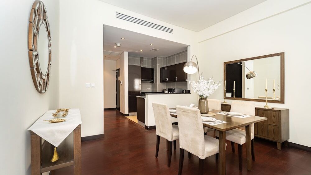 Дубай: Luxury StayCation - Exquisite 1BR with Stunning Views on Palm Jumeirah
