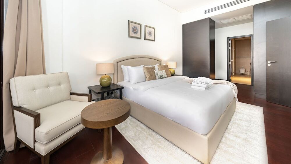 Дубай: Luxury StayCation - Exquisite 1BR with Stunning Views on Palm Jumeirah