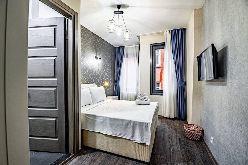 Стамбул: Room in Guest Room - Deluxe Double Room 4