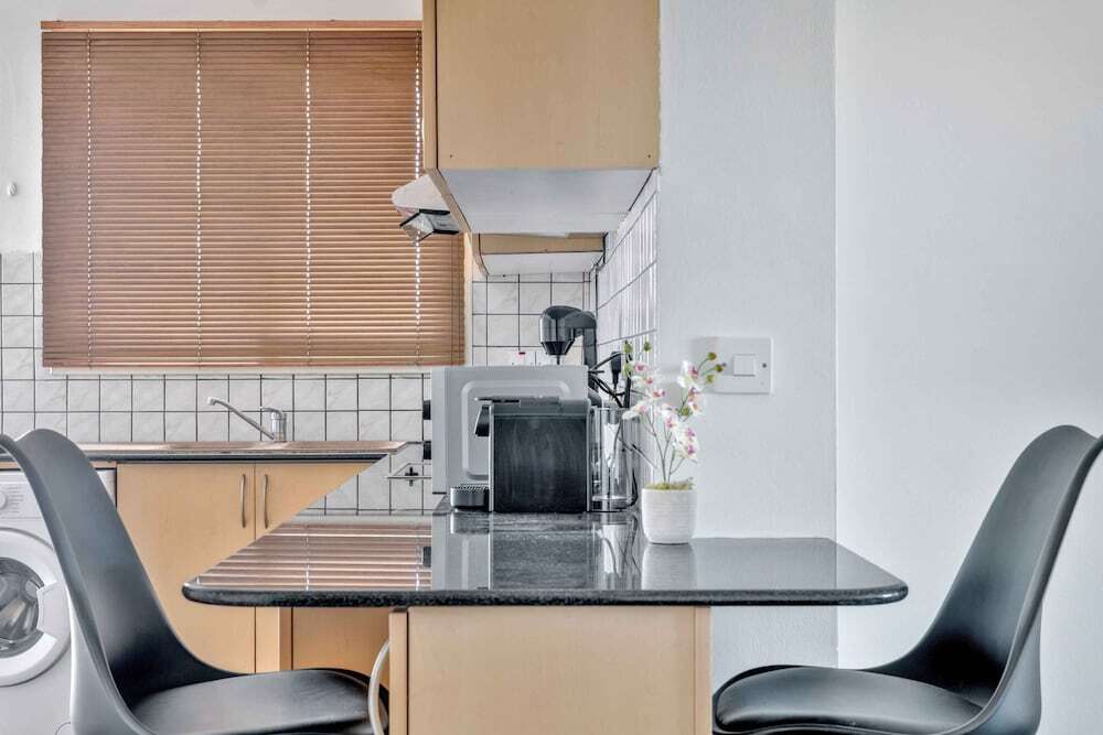 Агиа-Варвара: Phaedrus Living Modern City Flat Elpida